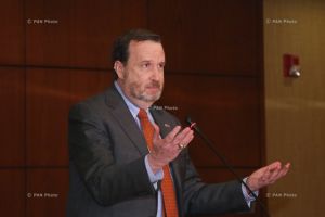 Press conference by US Ambassador to Armenia Richard M. Mills. Photo by PAN Photo, Varo Rafayelyan.